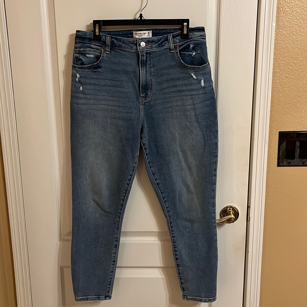 Women’s Abercrombie and Fitch Curve Love The Super Skinny Ankle High Rise Jeans